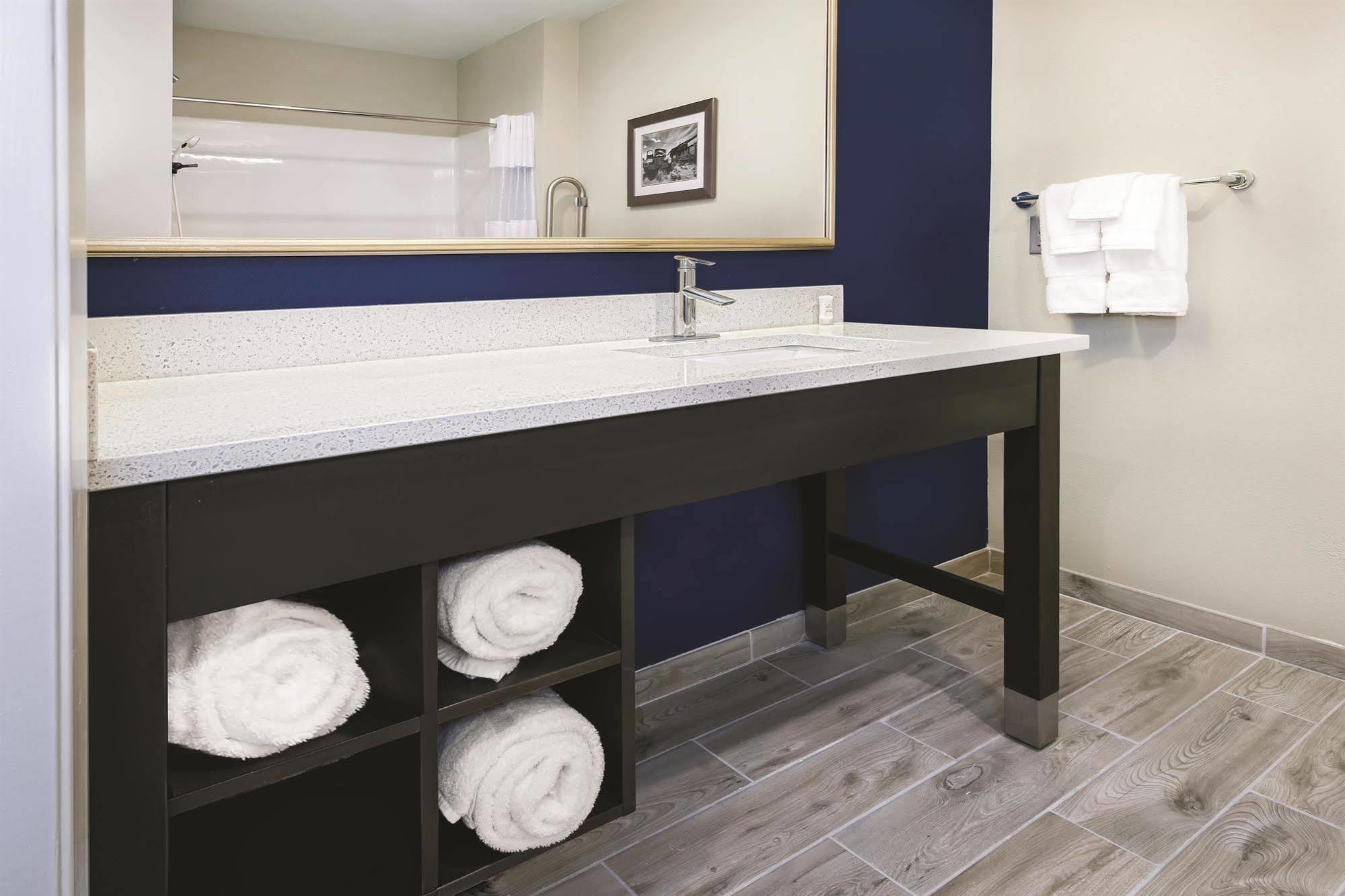 La Quinta By Wyndham Odessa North - Sienna Tower Hotell Eksteriør bilde